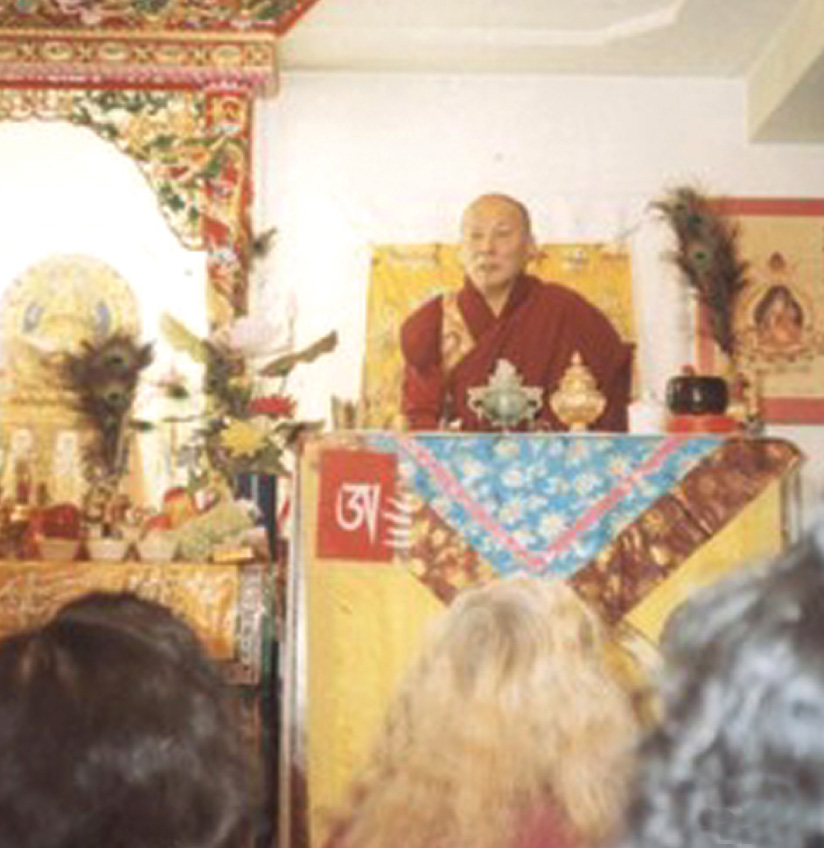 1992年根造上師在加拿大溫哥華傳法